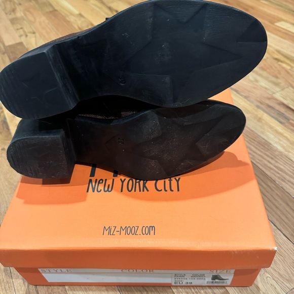 Miz Mooz Fawn Bootie size 39 - Picture 6 of 7